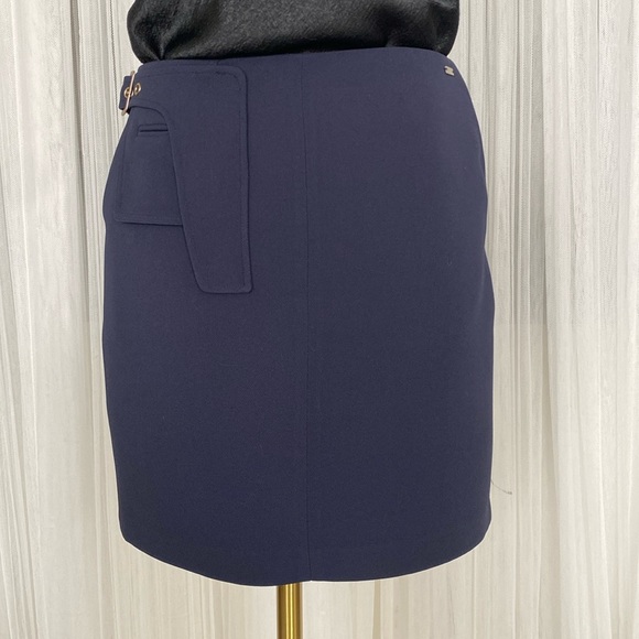 Armani Exchange mini skirt - Picture 4 of 17